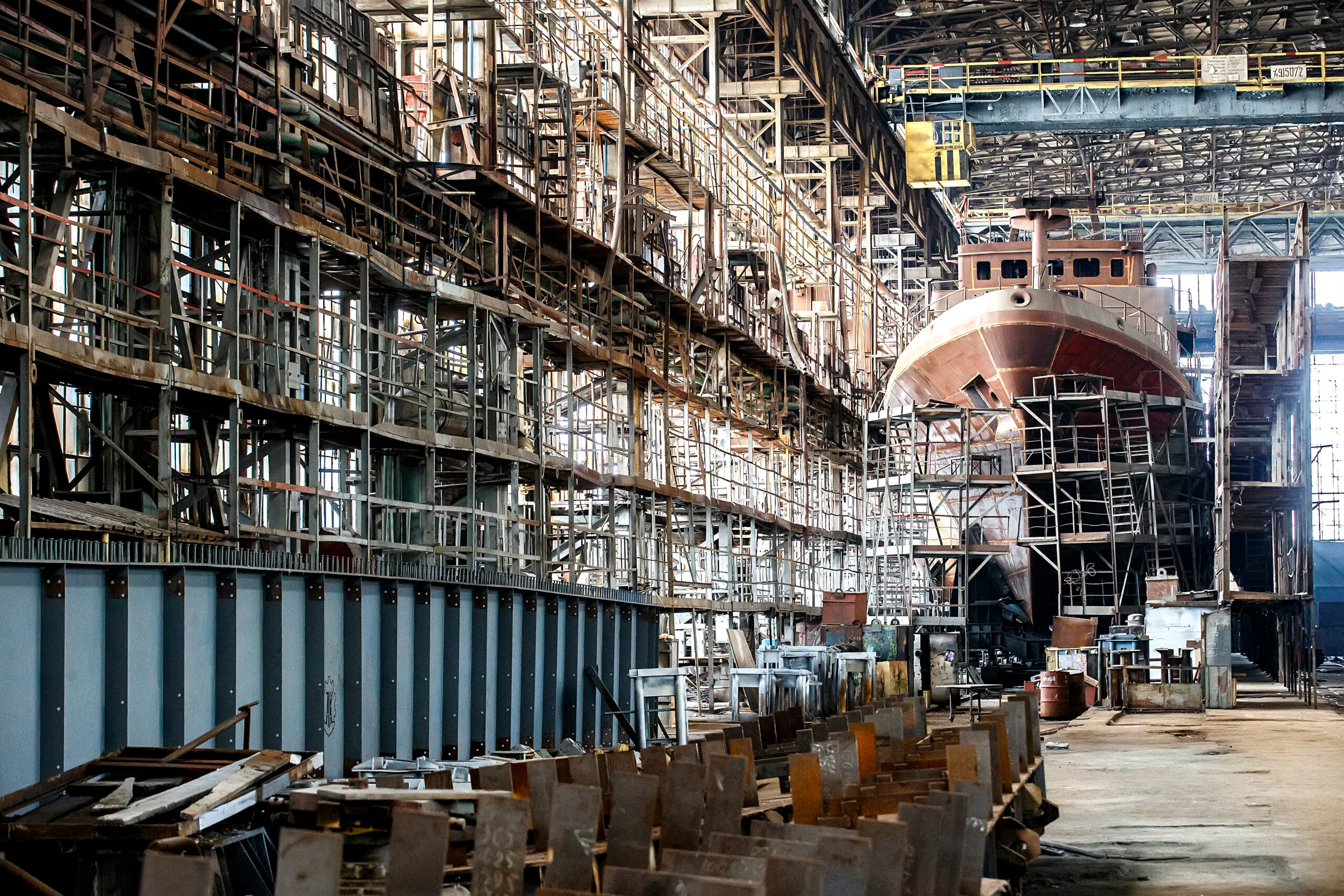 Unfinished,Ship,In,Industrial,Premise,On,Shipyard,Kuznya,Na,Rybalskomu,